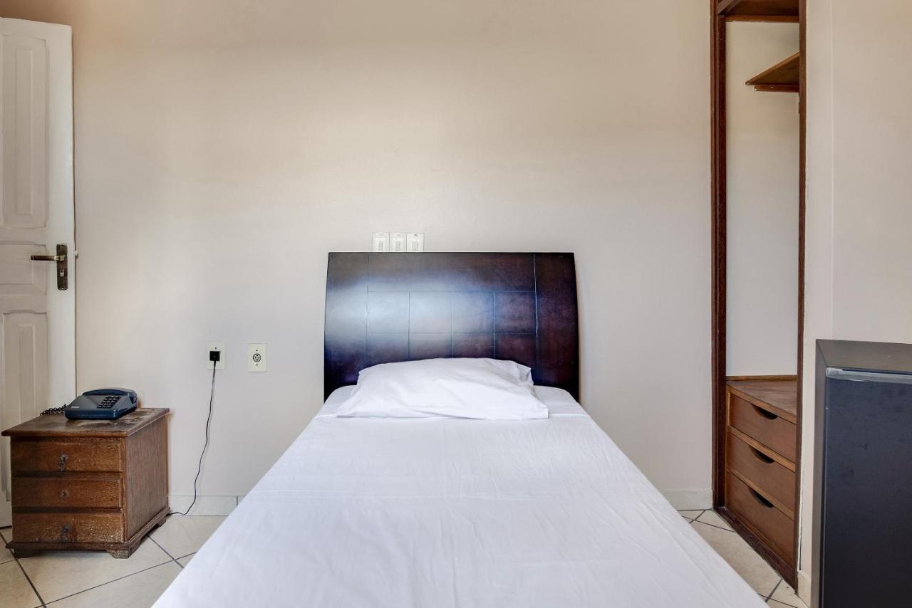 Hotel Estrela Do Vale Ипатинга Екстериор снимка